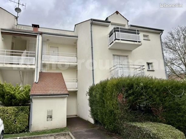Studio 1 pièce 28 m²