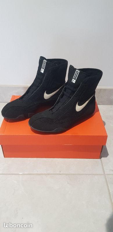 Chaussure de boxe (image 1)