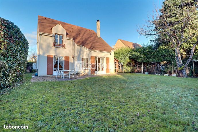 Maison 5 pièces 140 m²