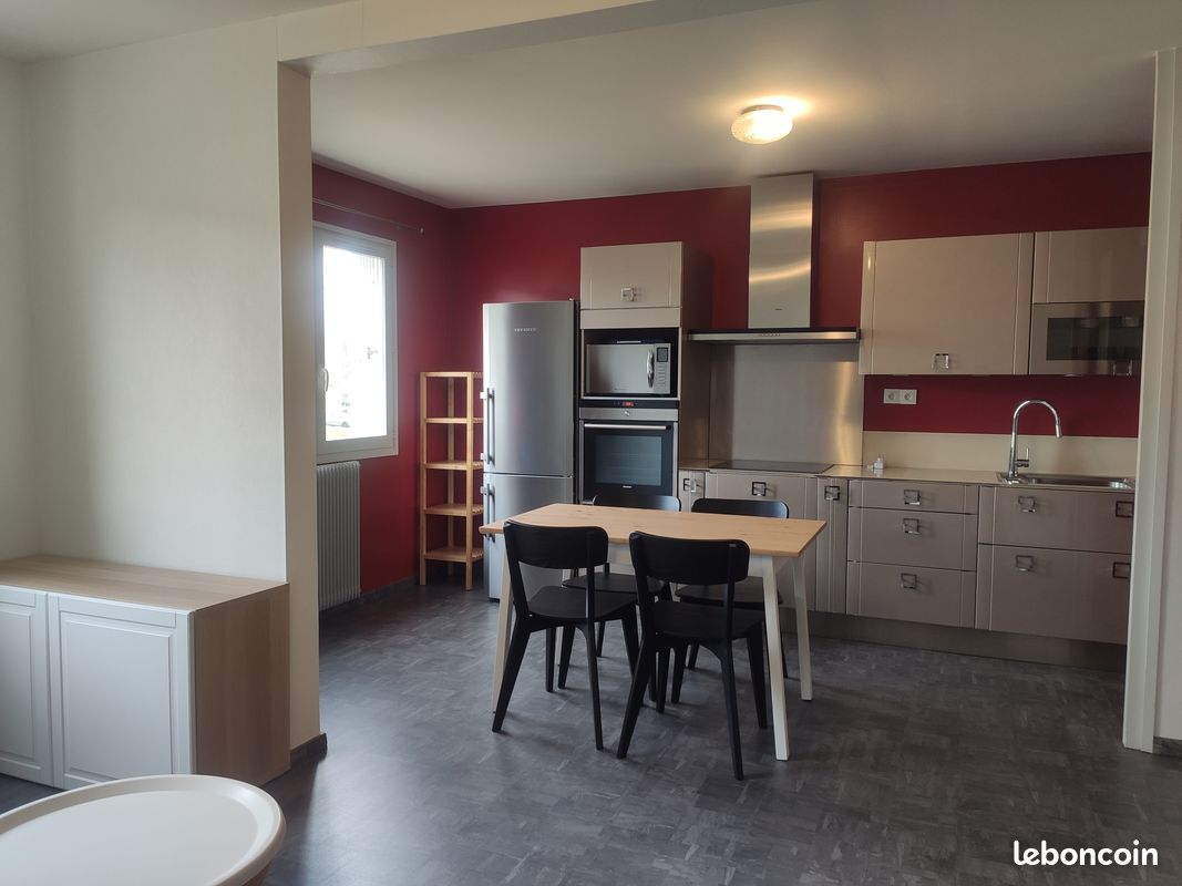 Appartement 1 pièce 40 m² · à Brives-Charensac · 40 m² · 440 €