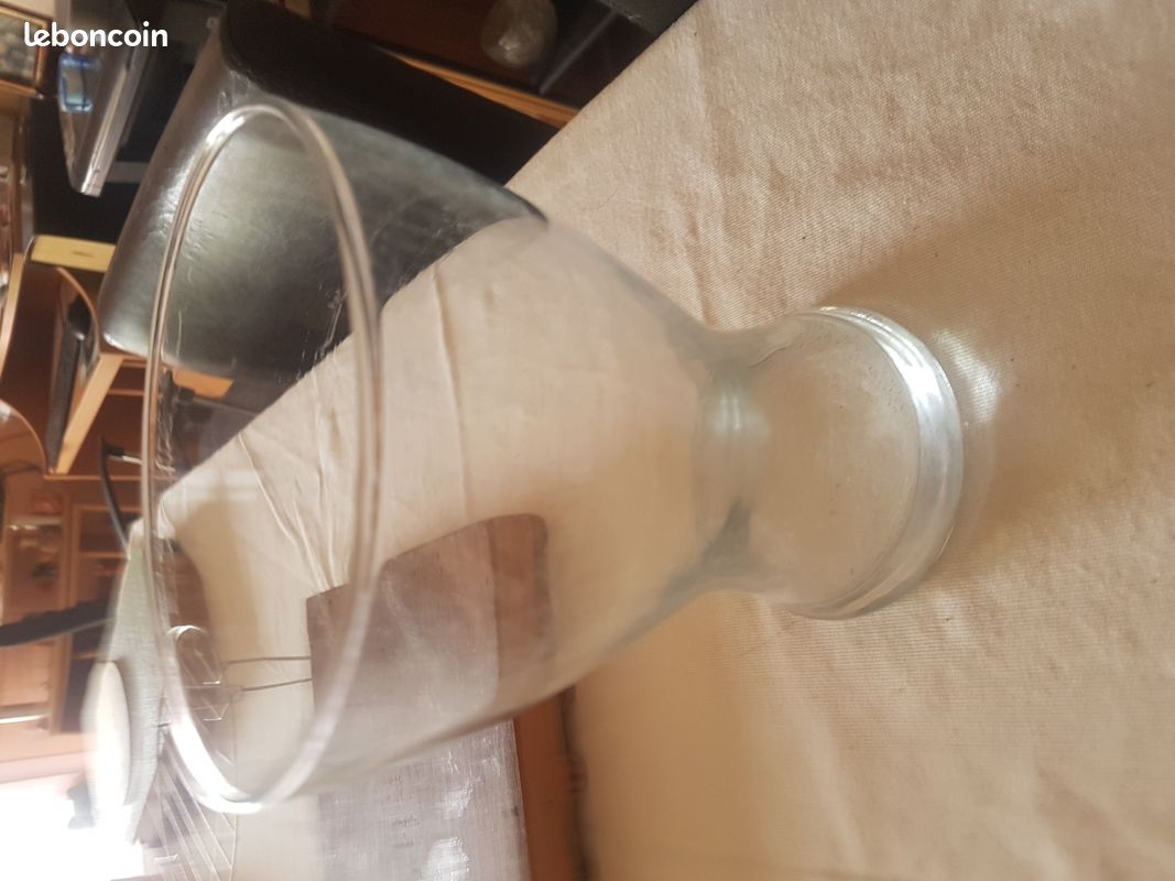 Vase en.verre (image 1)