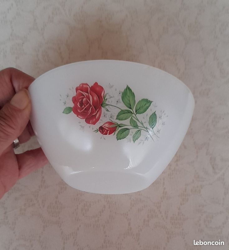 PLAT CREUX FLEURS OISEAUX ROSES 21324 ARCOPAL