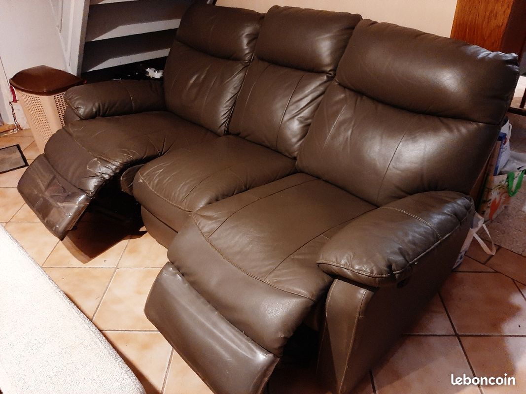 Canapé relax en cuir 300 à débattre (image 1)