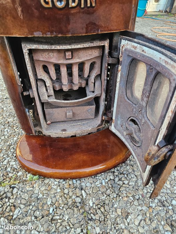 Ancien poêle godin (image 4)