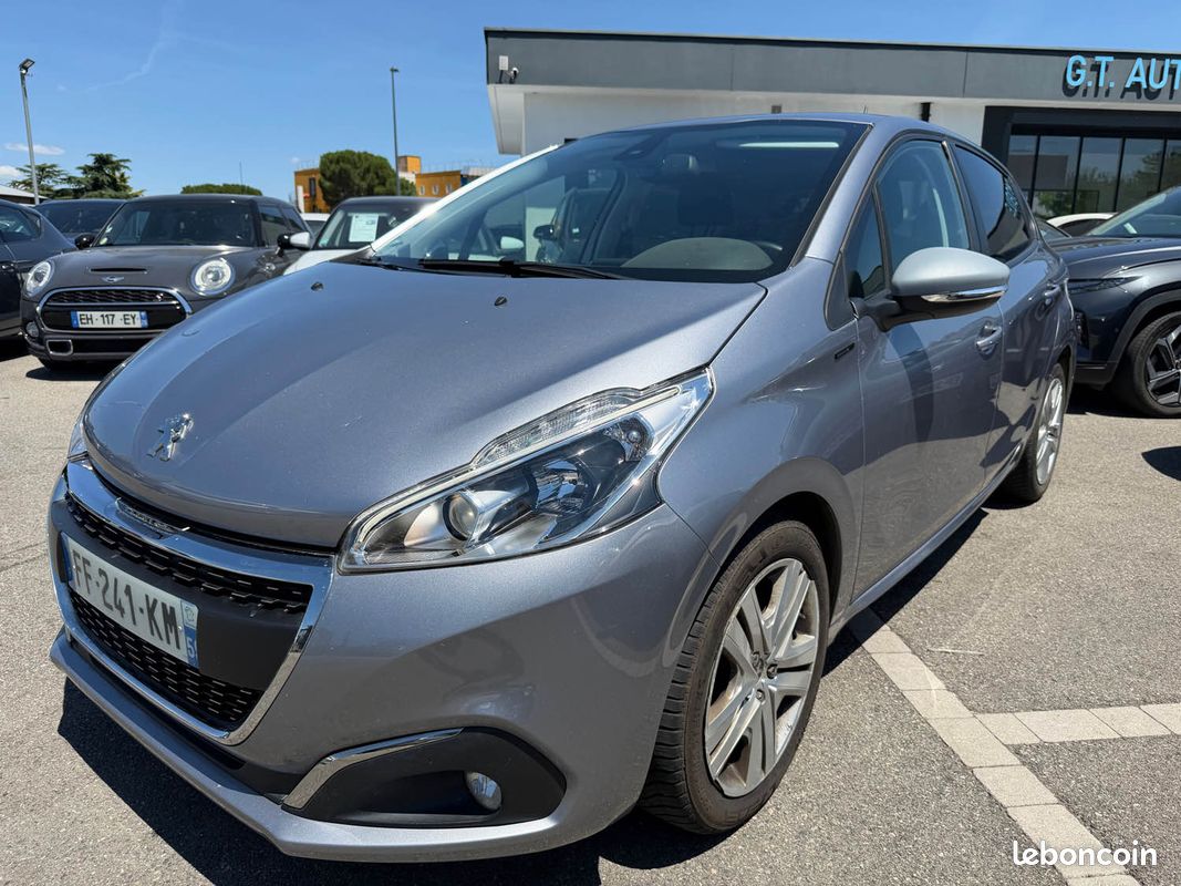 Peugeot 208 phase 2 1.2 vti 82ch garantie (image 1)
