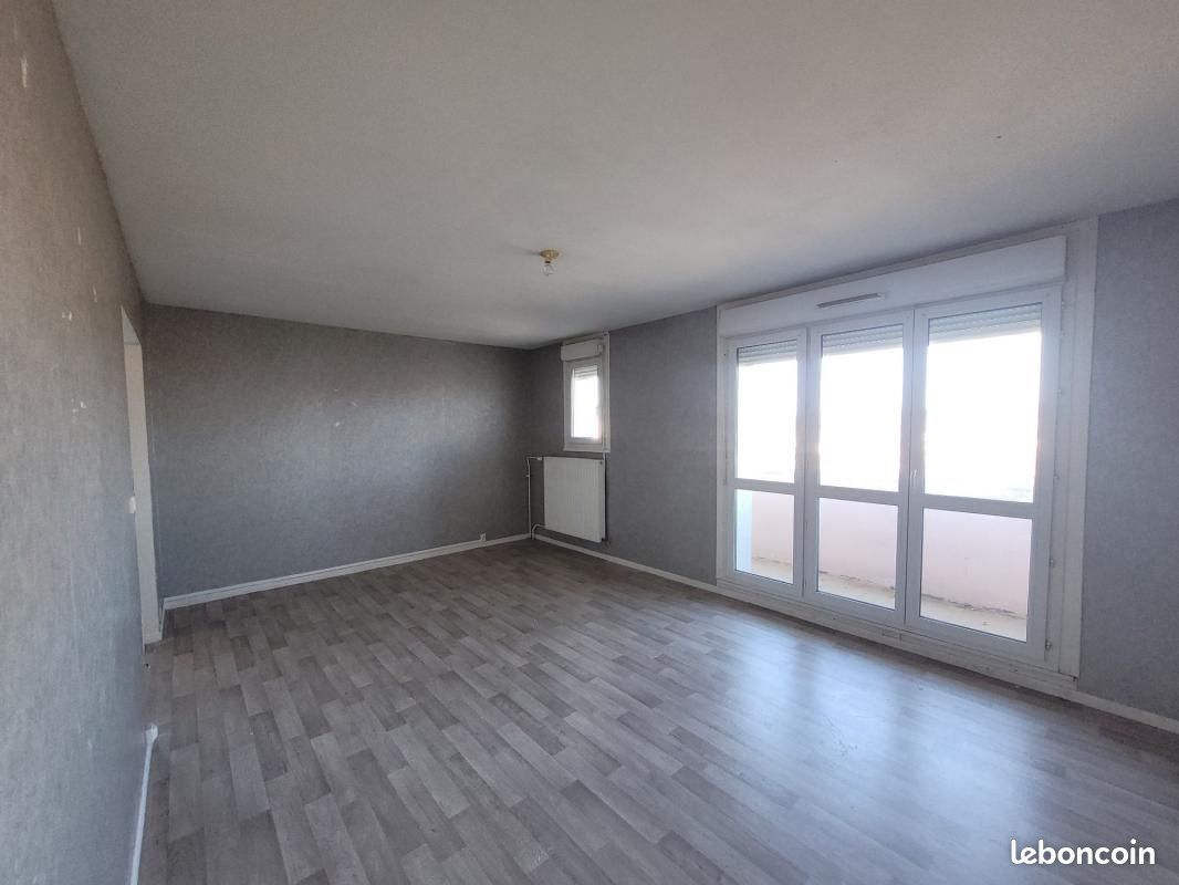 Appartement 3 pièces 66 m² · à Montluçon · 66 m² · 622 €/mois