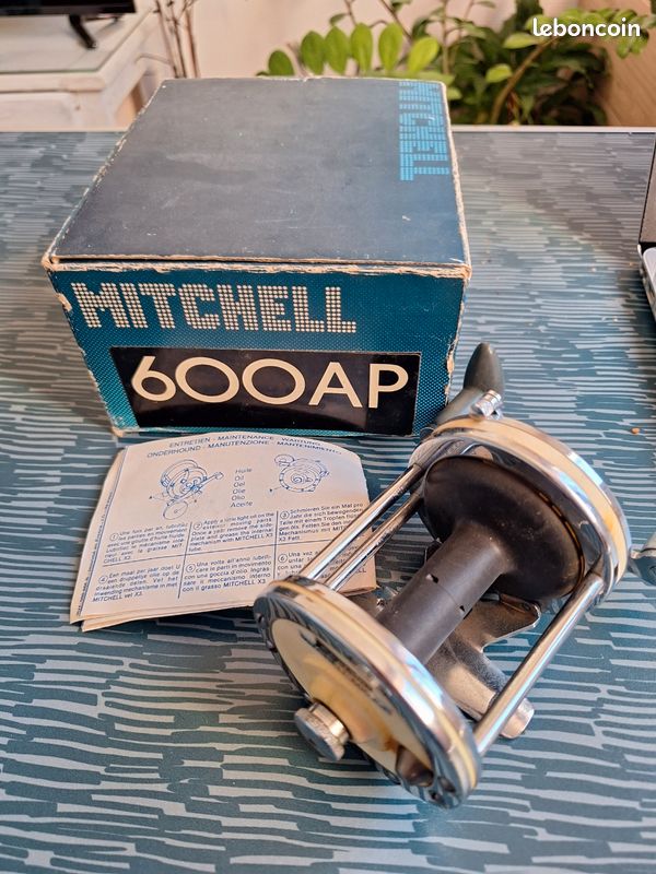 Vis De Palier Pour Moulinet Mitchell 600 602 604 Etc. - Pièce #81685, Origine France - Neuf En Emballage