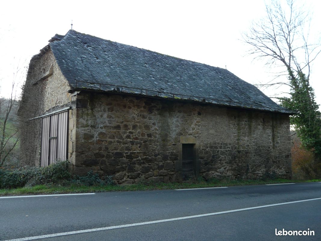 Maison 1 pièce 80 m² · à Aubin · 80 m² · 19 000 €