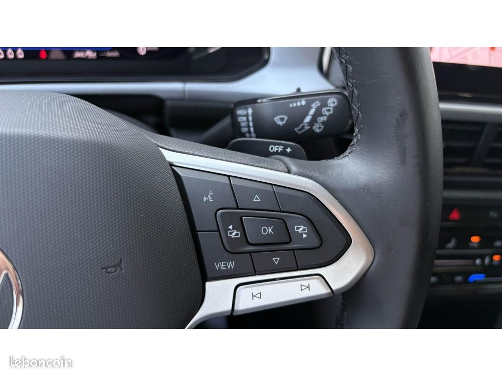 VOLKSWAGEN T-ROC 1.5 TSI 150 DSG7 Life Plus (image 14)