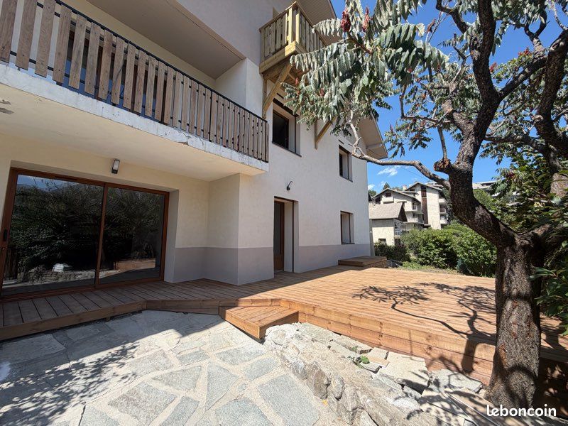 Appartement 4 pièces 90 m² · à Embrun · 90 m² · 375 000 €