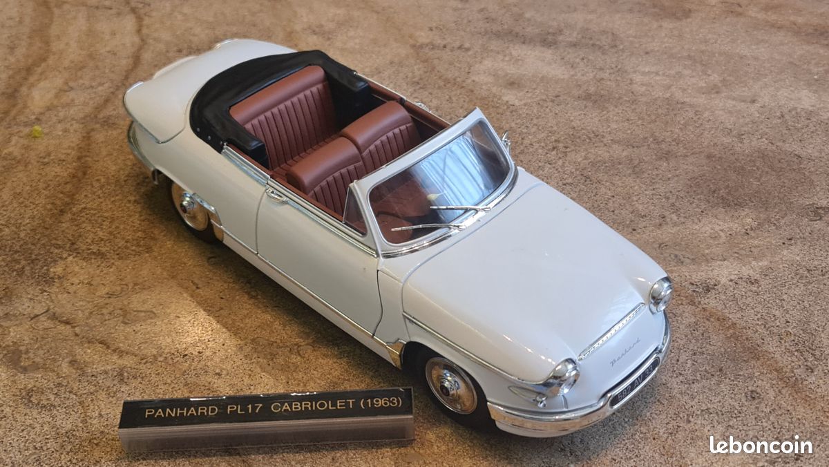 Miniature Panhard PL17 Cabriolet – Solido 1/18 – Bleu – Occasion