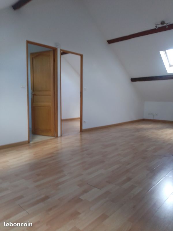 Appartement 2 pièces 45 m² · à Charleville-Mézières · 45 m² · 380 €
