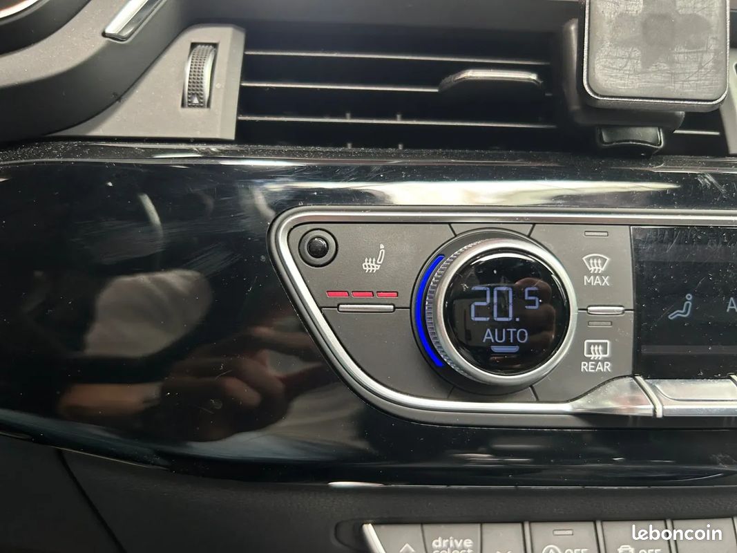 AUDI RS4 Avant Quattro V6 450ch - Suivi complet constructeur - Toit Ouvrant et panoramique (image 22)