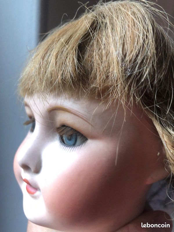 Très Jolie Poupée Ancienne Bouche Fermée - Tête Fêlée (voir Photos) - Occasion