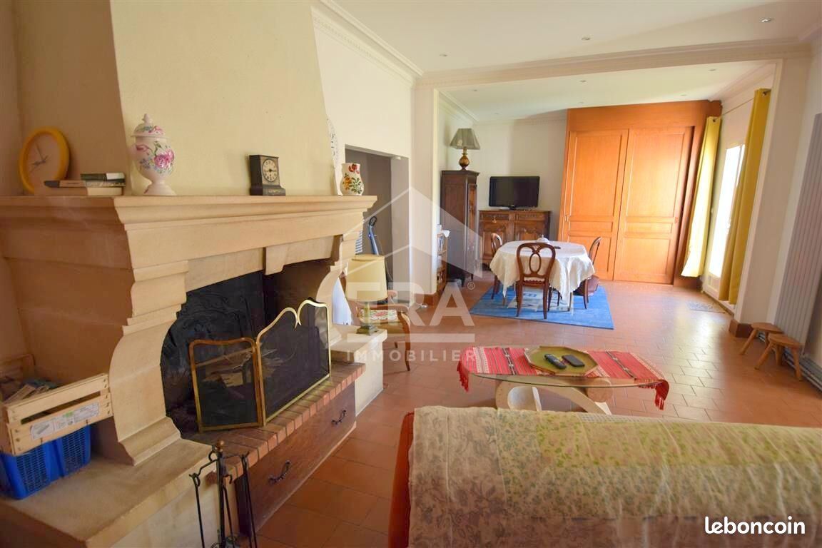 Appartement 4 pièces 150 m² · à Royan · 150 m² · 283 500 €