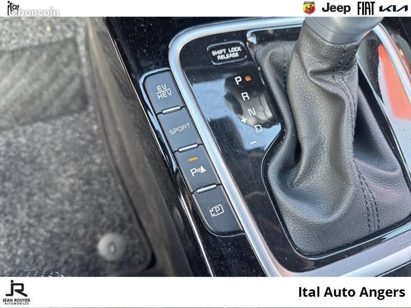 Kia Ceed SW 1.6 GDi 105ch + Plug-In 60.5ch Premium DCT6/Pack SECU (image 10)