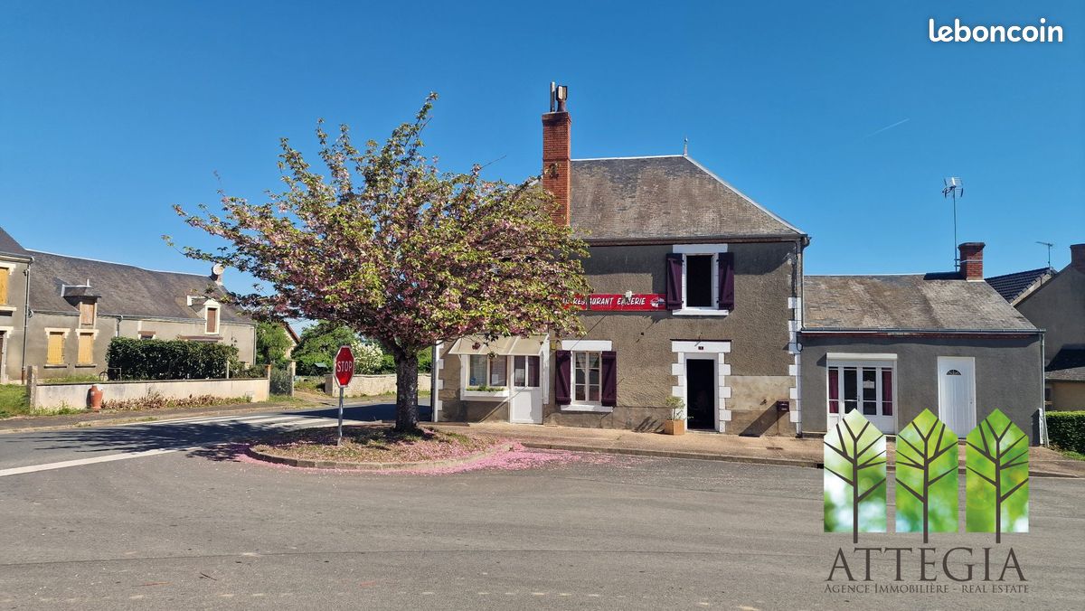 Maison 6 pièces 109 m² · à Feusines · 109 m² · 44 000 €