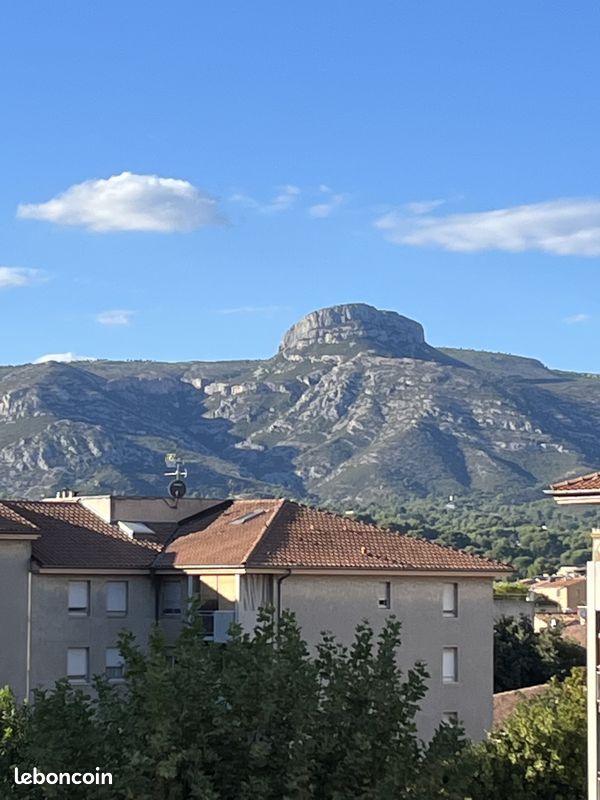 Appartement 2 pièces 50 m² · à Aubagne · 50 m² · 700 €/mois