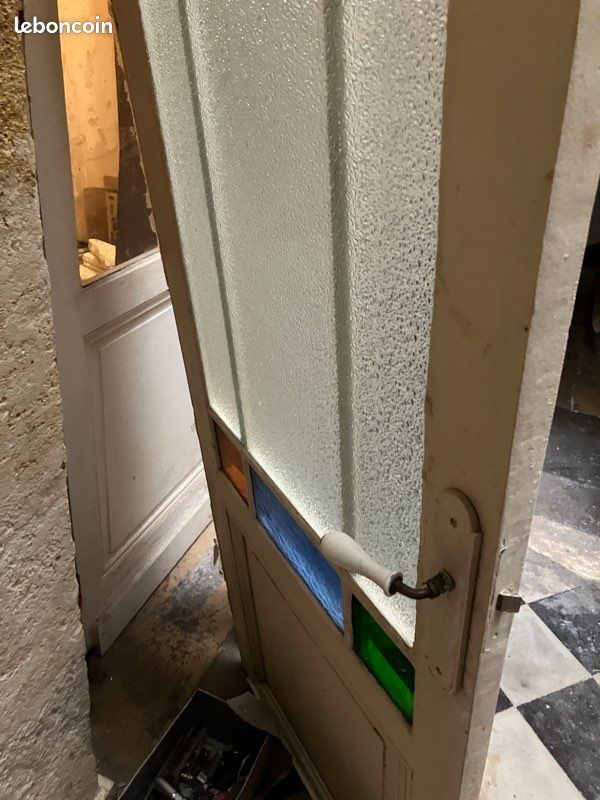 Porte vitrée ancienne à vitraux (image 2)