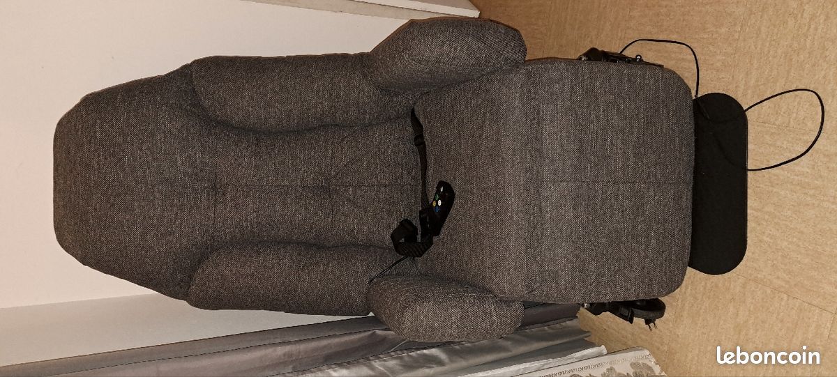 Fauteuil électrique (image 1)