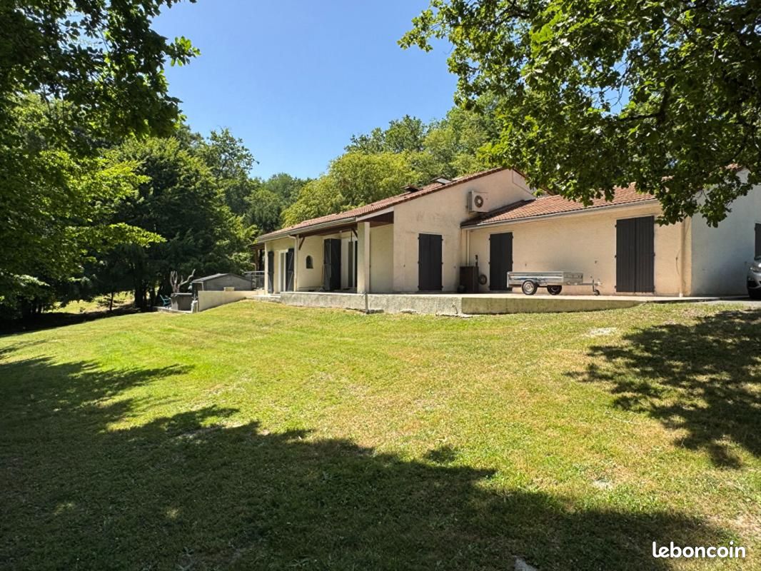Maison 7 pièces 159 m² · à Targon · 159 m² · 336 000 €