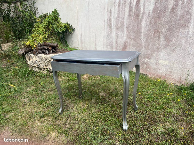 Bureau commode desserte et un grand tiroir (image 1)