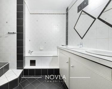 Appartement 330 000 € - 92 m²