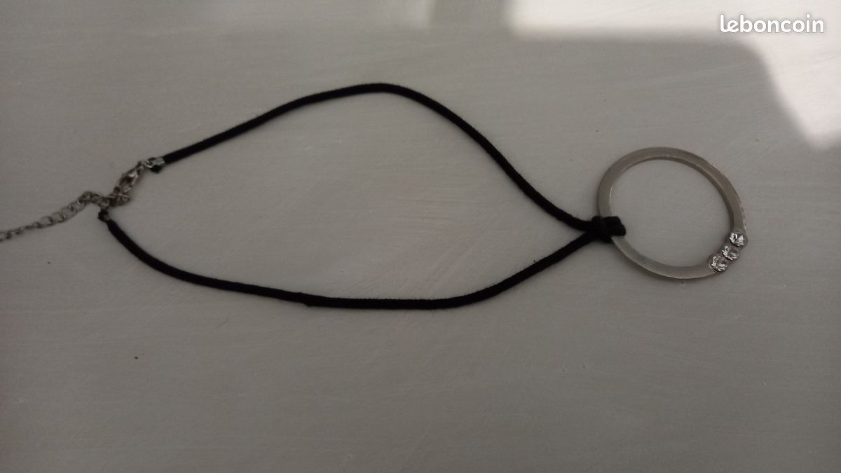 Collier fantaisie (image 2)