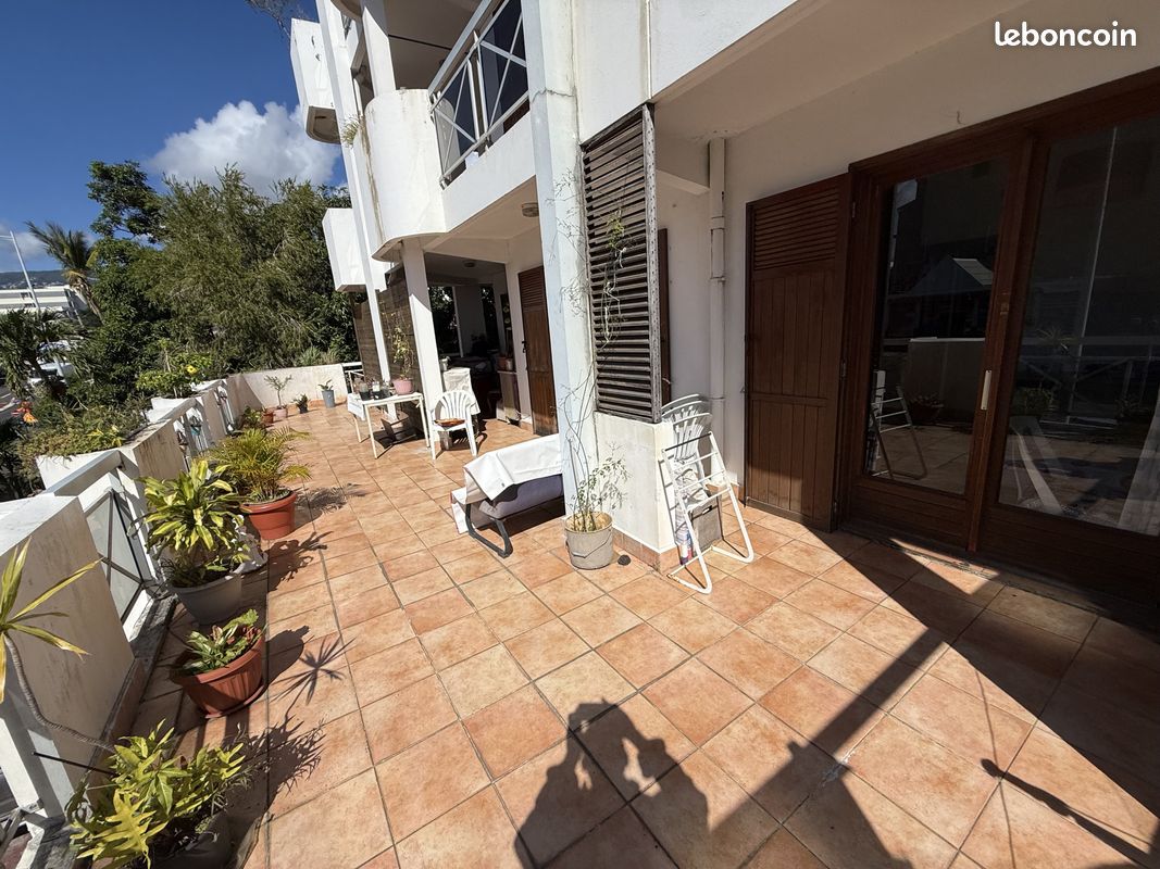 Appartement 3 pièces 61 m² · à Saint-Denis · 61 m² · 173 573 €