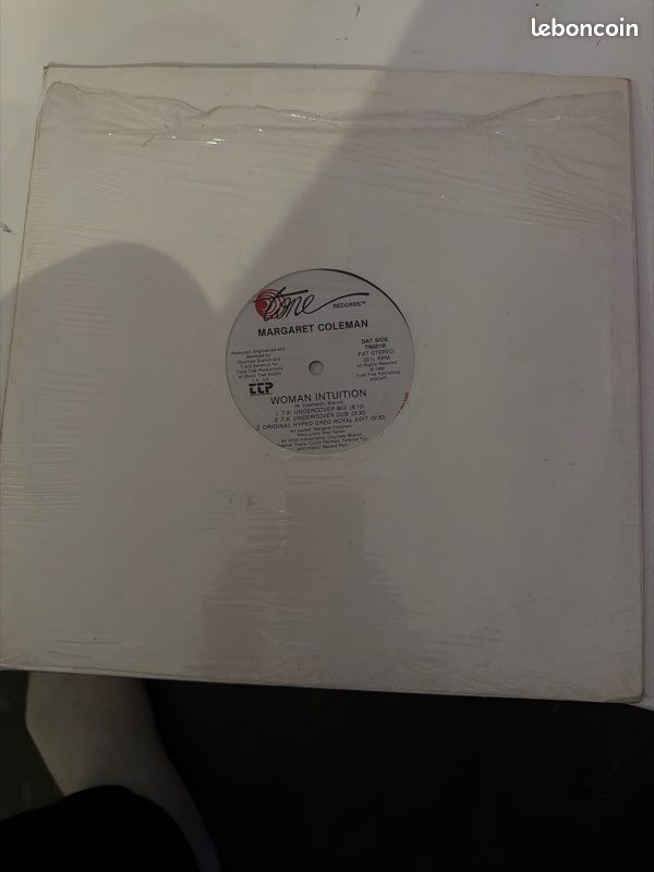 Vinyle house margaret coleman (image 3)