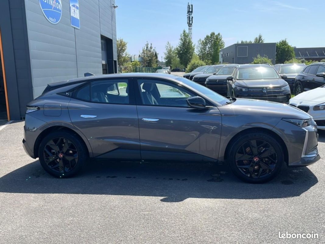 DS DS 4 E-tense 225 performance line + (image 4)