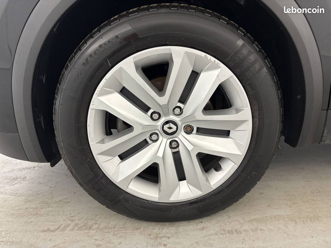 RENAULT Captur E-Tech 145 - 21 Business (image 19)