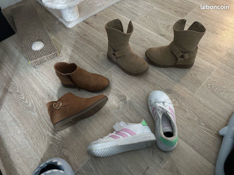 Chaussure enfant fille taille 27-28 Chaussures