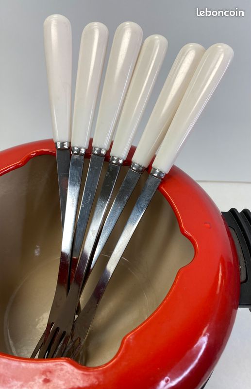 Set à Fondue Le Creuset Compact - Couleur Cerise - Fonte - Occasion