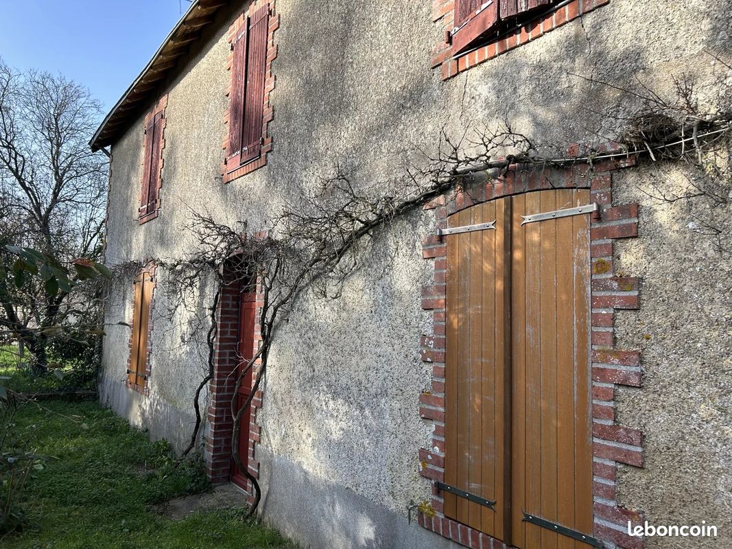 Maison 3 pièces 100 m² · à Argentonnay · 100 m² · 90 950 €