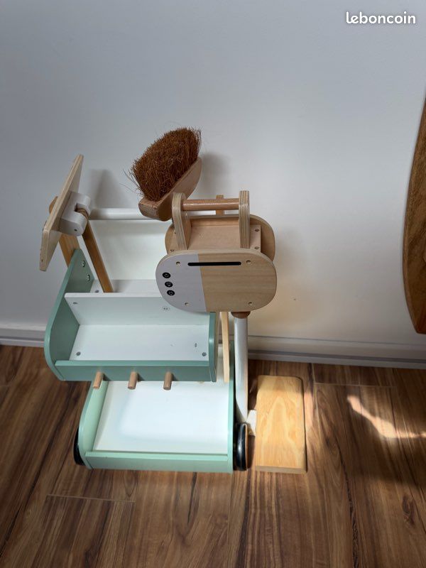 Chariot ménage + aspirateur (image 2)