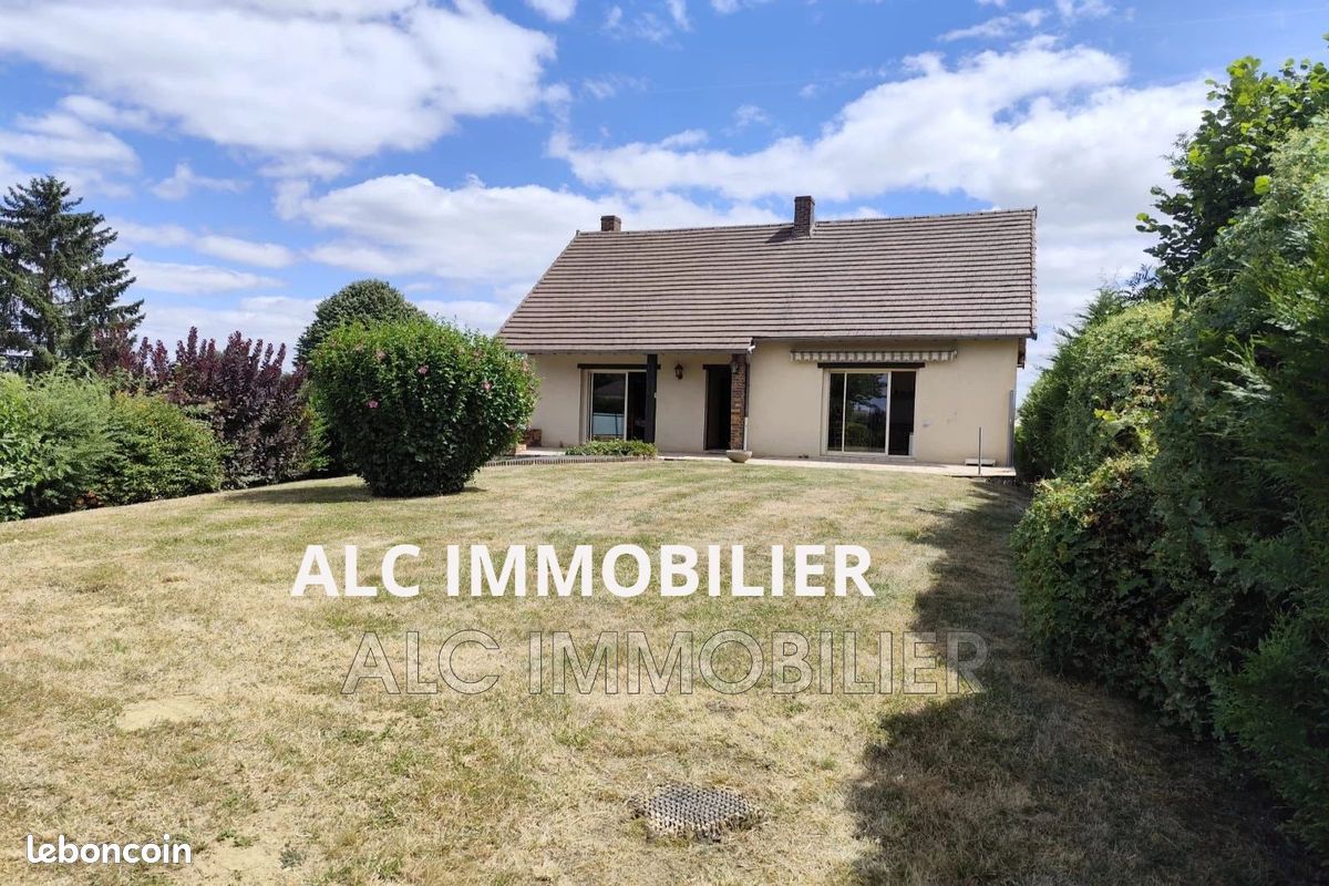 Maison 5 pièces 125 m² · à Dangeul · 125 m² · 196 500 €
