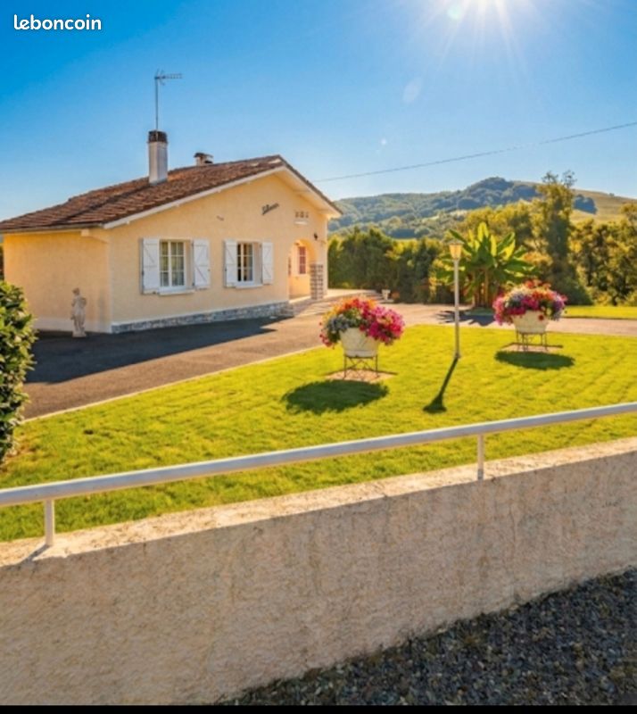 Maison 5 pièces 120 m² · à Oloron-Sainte-Marie · 120 m² · 238 000 €