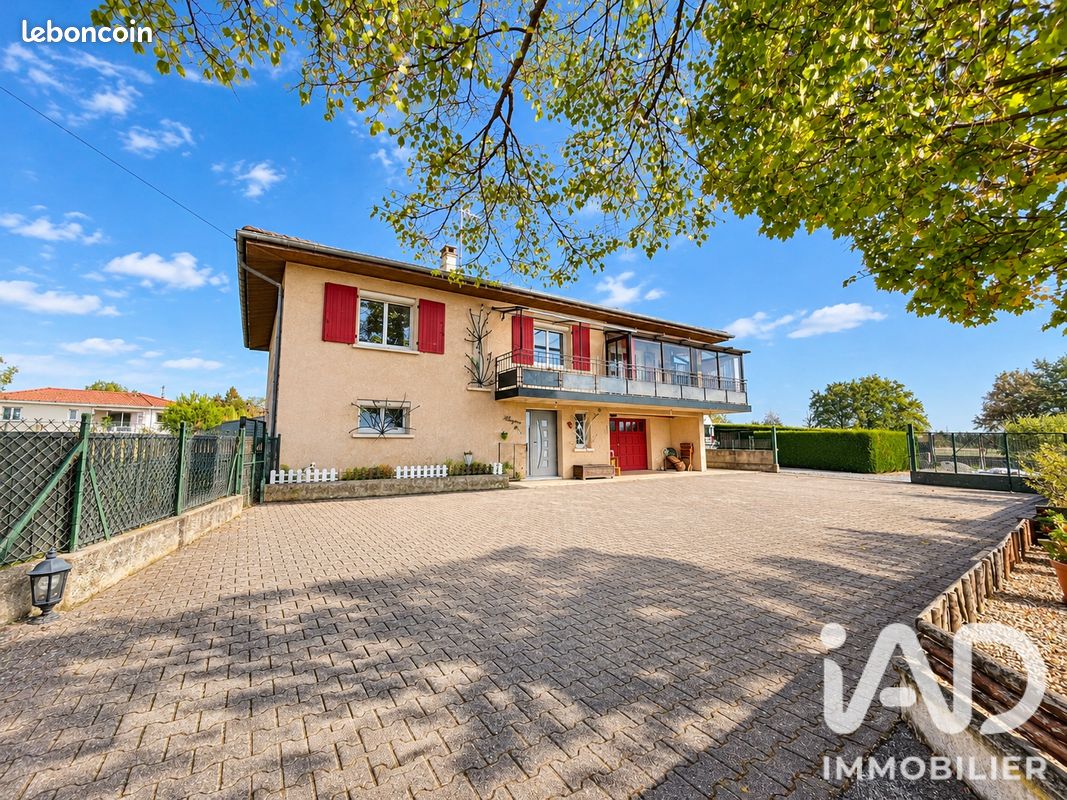 Maison 5 pièces 142 m² · à Balbigny · 142 m² · 269 000 €