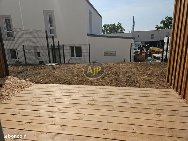 https://img.leboncoin.fr/api/v1/lbcpb1/images/6a/34/48/6a3448cfbf204e13addeff73b408e9f46d967d2f.jpg?rule=ad-image