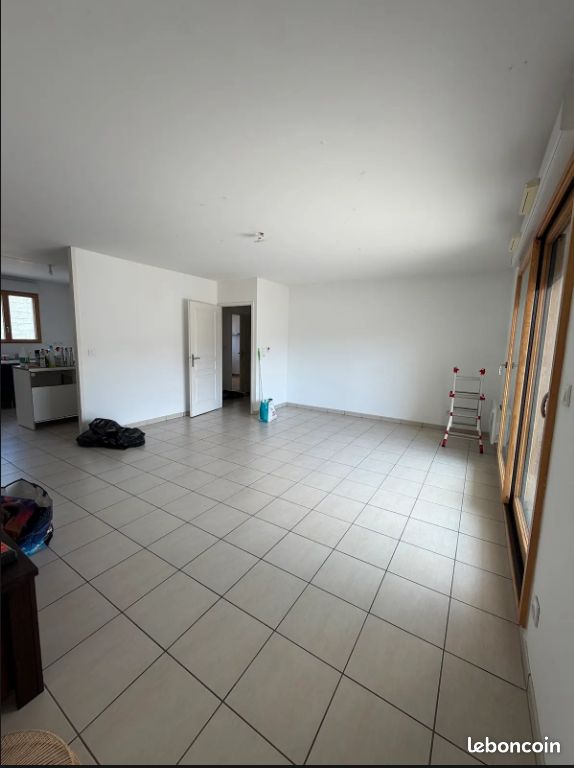 Appartement 3 pièces 76 m² · à Notre-Dame-de-Bondeville · 76 m² · 795 €/mois