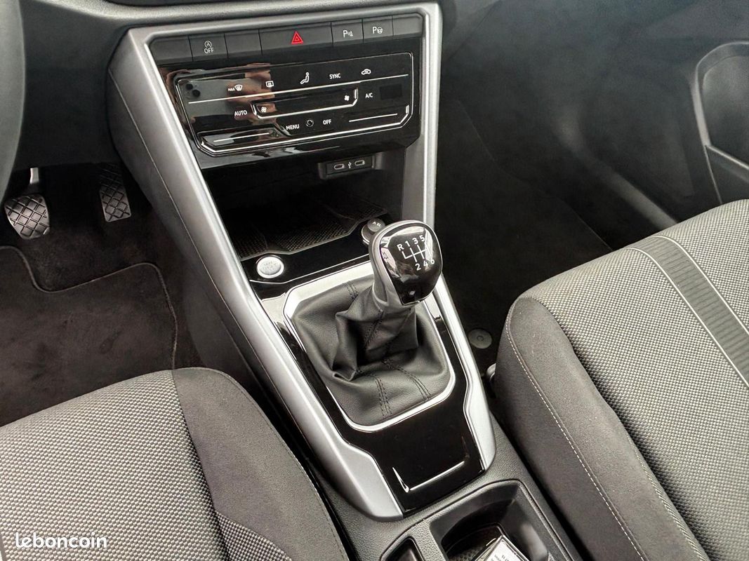 VOLKSWAGEN T-Roc 1.0 TSI 116 Start/Stop BVM6 VW Edition (image 19)
