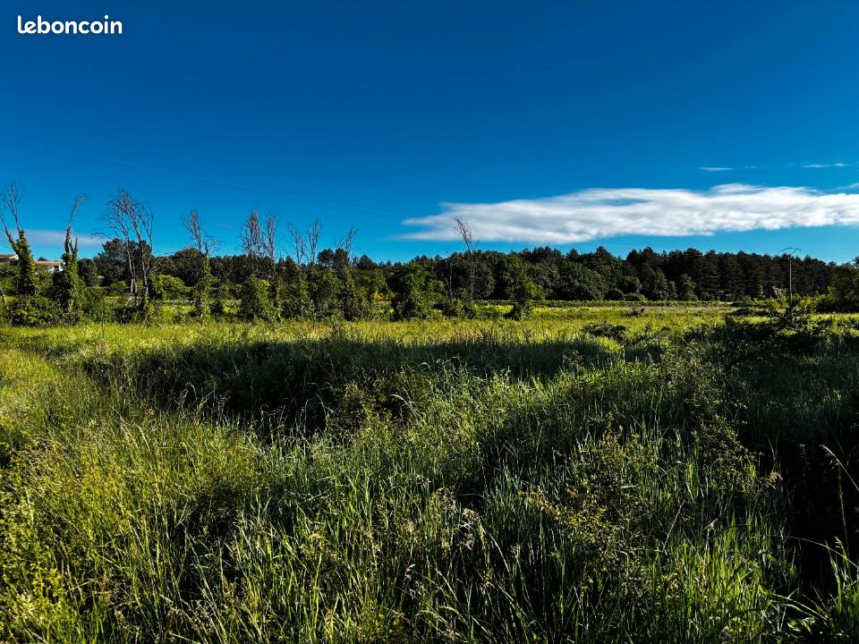Terrain 2 020 m² Vagnas · 88 000 €