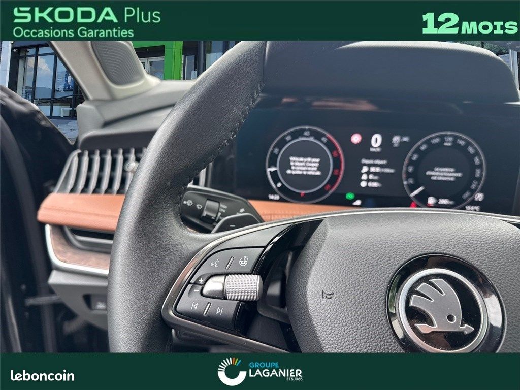 Skoda Superb IV BERLINE 2.0 TDI 150 CH SCR DSG7 Laurin & Klement (image 32)