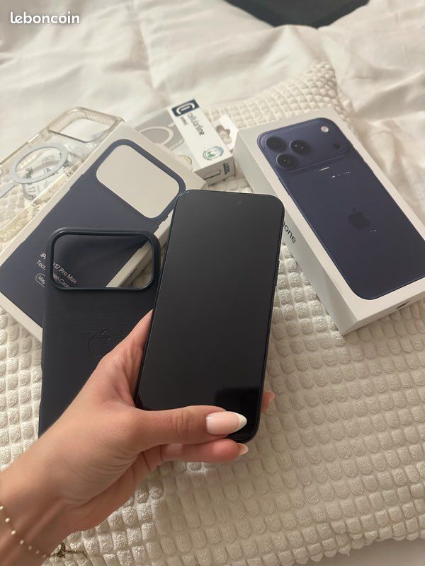 IPhone 17 pro Max (image 2)