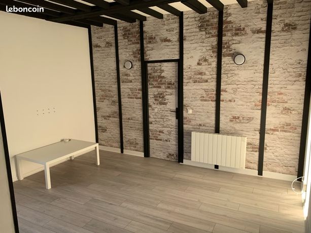 Apparemment F3 meublé avec garage