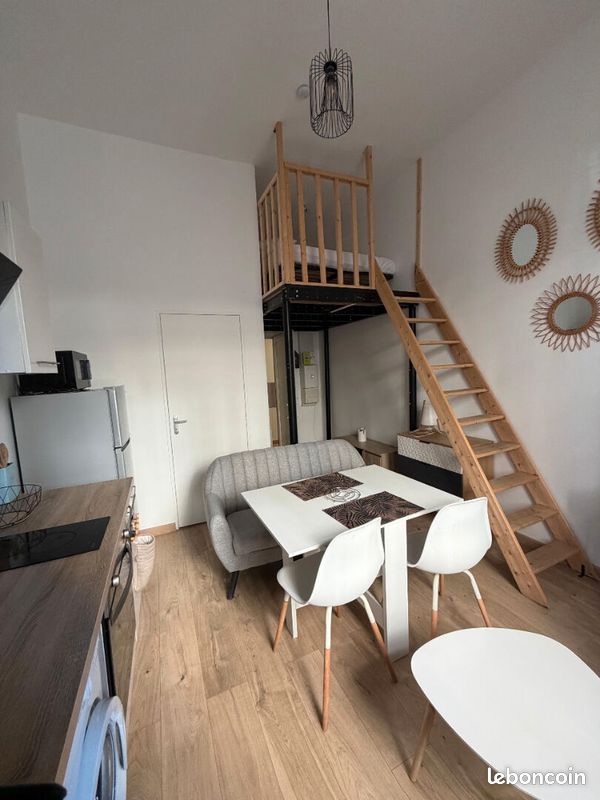 Appartement 1 pièce 18 m² · à Saint-Étienne · 18 m² · 370 €/mois