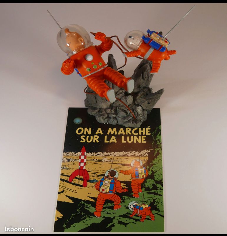 FIGURINE TINTIN COLLECTION Officielle - Milou en scaphandre lunaire n