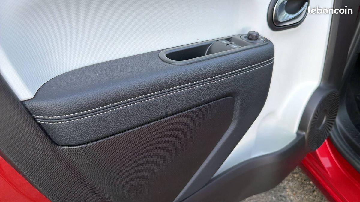 Renault twingo iii e tech techno (image 28)