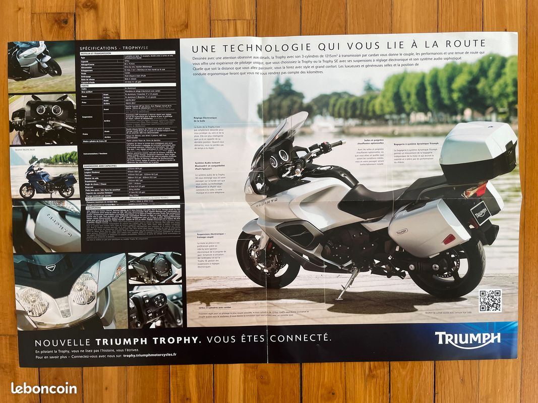 Triumph 1200 Trophy 2012 2 catalogues brochures avec les tarifs état neuf (image 7)